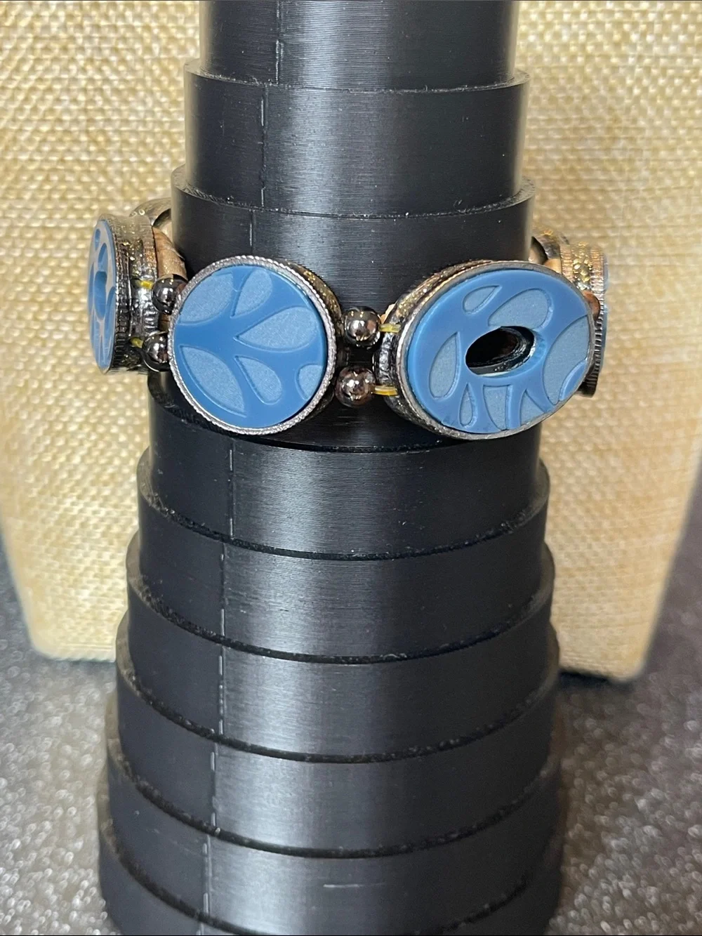 Chico’s reversible tan leather to blue stretch link bracelet - 6.5-7